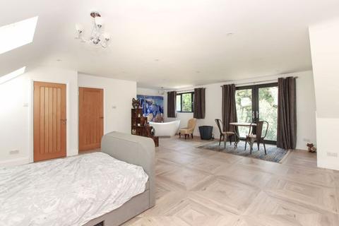 undefined, Abbots Rise, Kings Langley