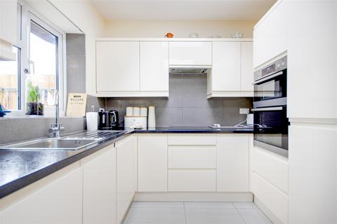 undefined, Westmoor Road, Enfield