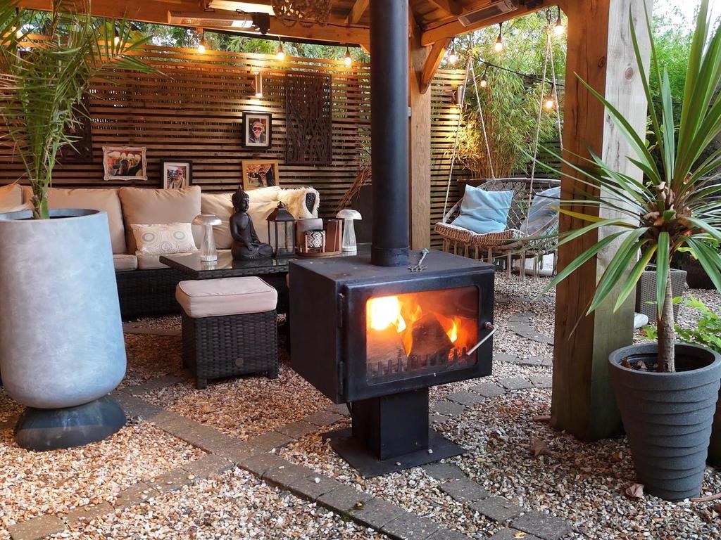 Log Burner.jpg