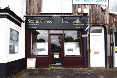 undefined, Stone Cross Lane North, Lowton
