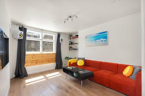 237a Bethnal Green Road, London, E2 6AB