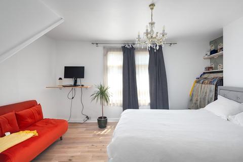 237a Bethnal Green Road, London, E2 6AB