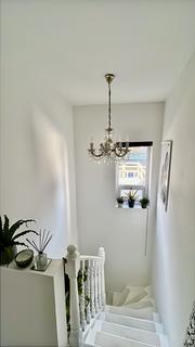 237a Bethnal Green Road, London, E2 6AB