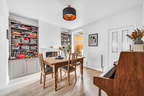 9 Framfield Road, London, W7 1NG