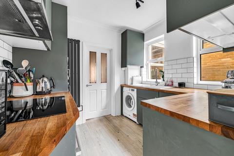 9 Framfield Road, London, W7 1NG