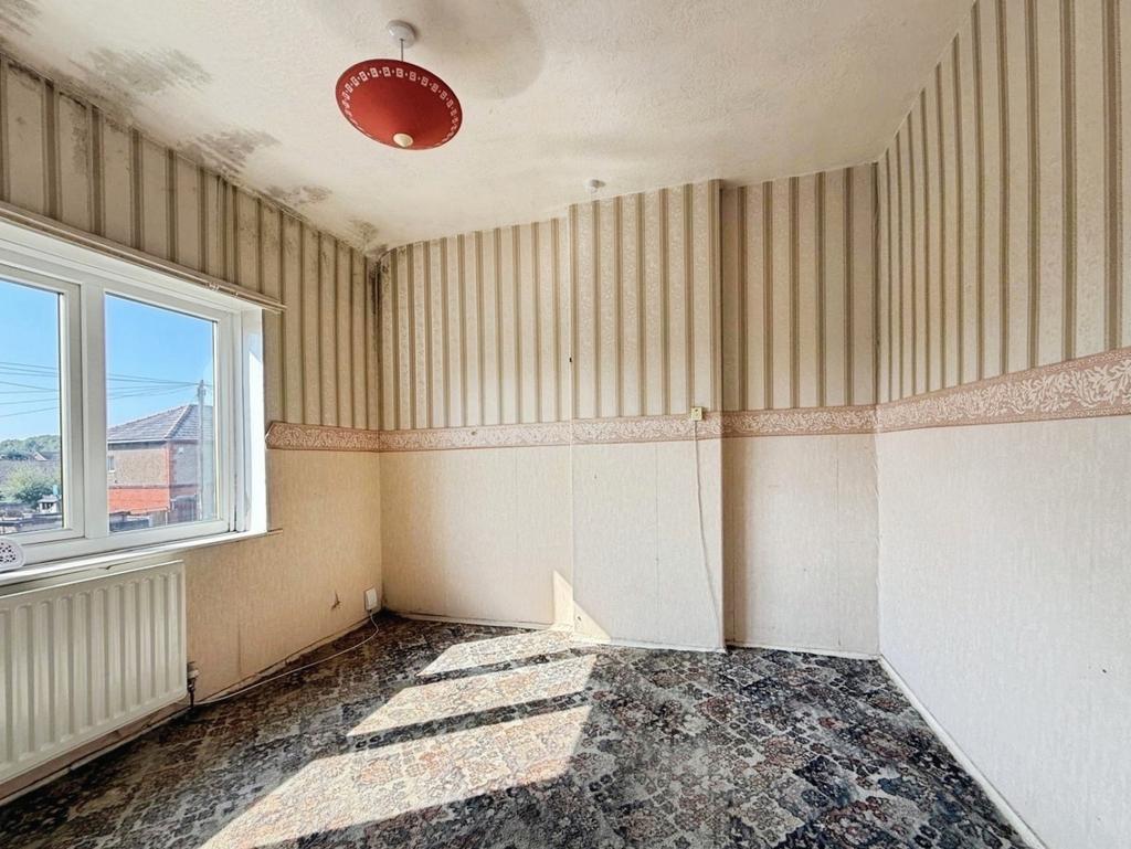 Pbox-bedroom-323762.jpg