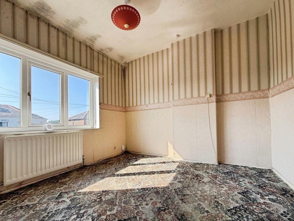 Pbox-bedroom-323762.jpg