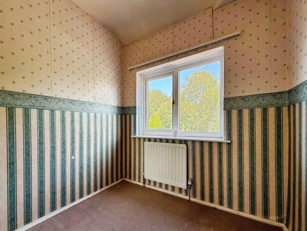 Pbox-bedroom-323762.jpg