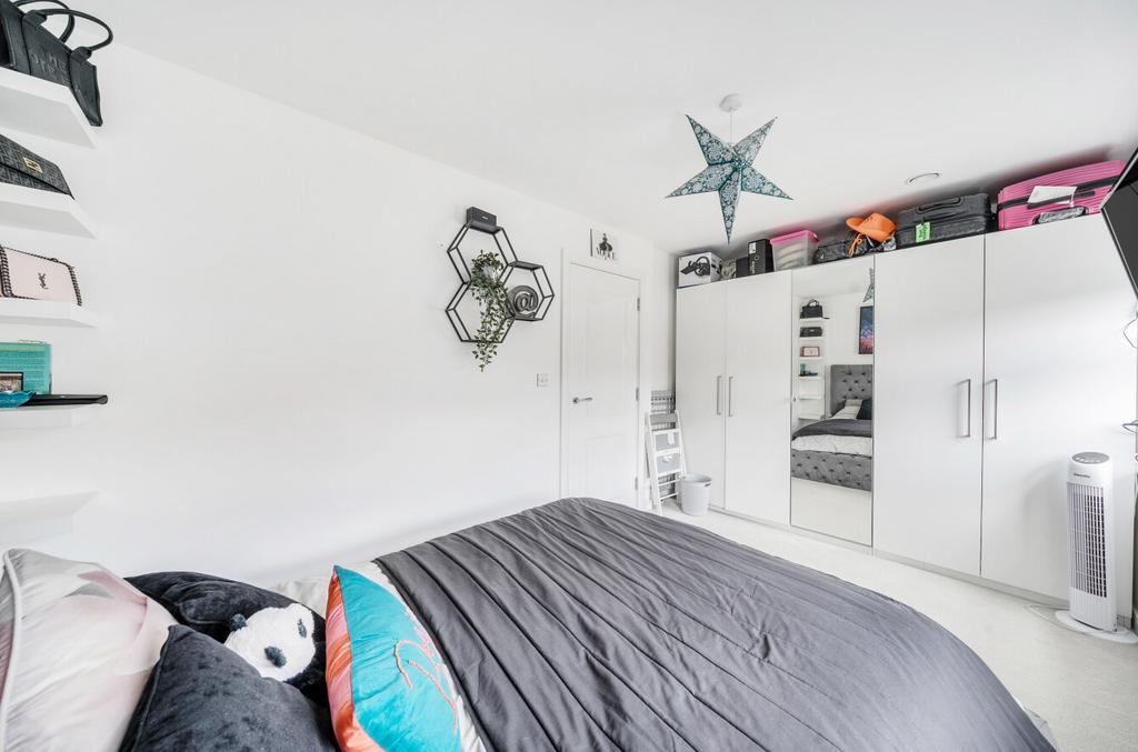 1340265-9-689dc37...