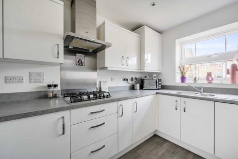 undefined, Oak Avenue, Wokingham, Berkshire