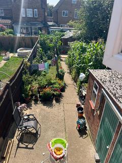 undefined, Lavender Road, Uxbridge