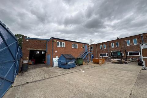 Industrial development to rent, Telford Rd Bicester OX26 4LD