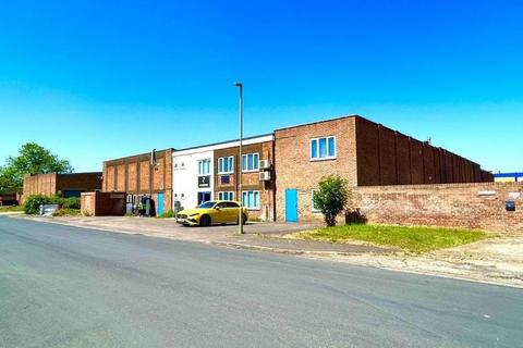 Industrial development to rent, Telford Rd Bicester OX26 4LD
