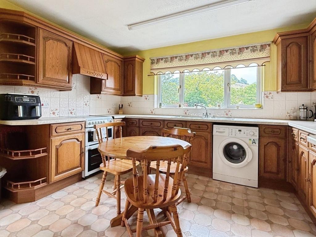 Pbox-kitchen-321883.jpeg