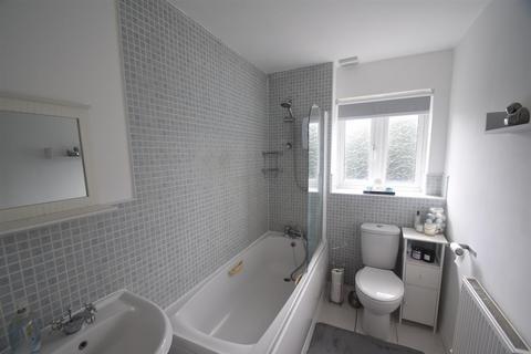 2 bedroom terraced house for sale, Bishops Walk, Donnington Wood, Telford