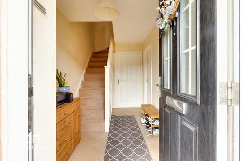 3 bedroom semi-detached house for sale, New Avenue, Rearsby