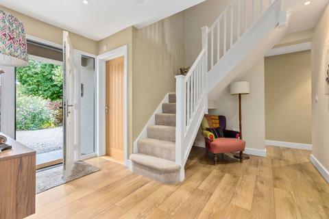 undefined, Hitchin SG4