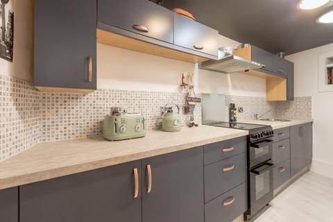 undefined, 42B Carlyle Place, Edinburgh, EH7 5RY