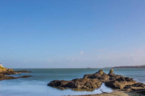undefined, Bull Bay, Amlwch, Anglesey, LL68