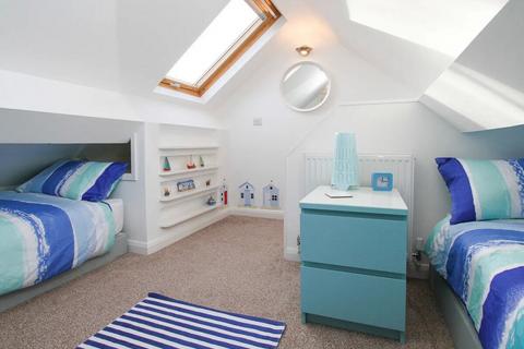 3 bedroom terraced house for sale, Bull Bay, Amlwch, Anglesey, LL68