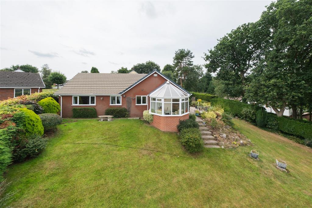 9 Orchard Dene-037.jpg