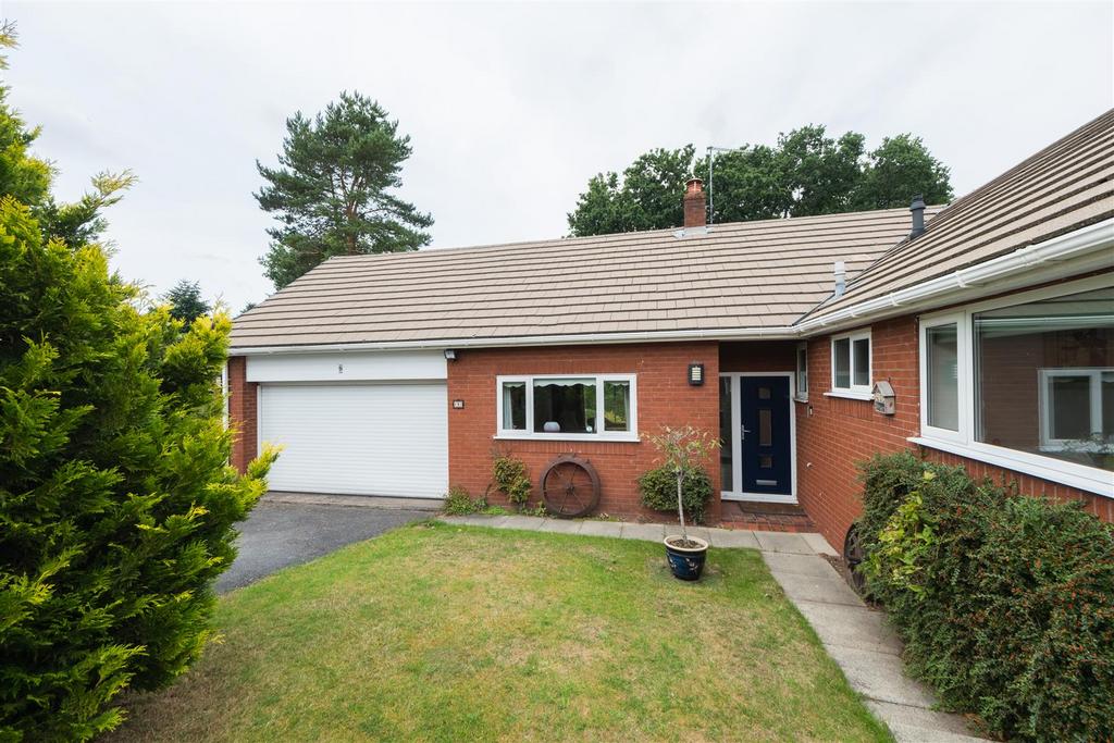 9 Orchard Dene-043.jpg