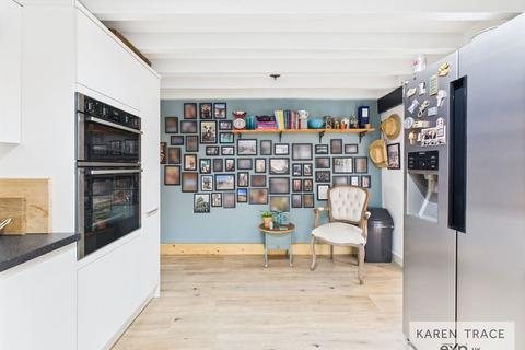 undefined, Mount Bennett Road, Par PL24