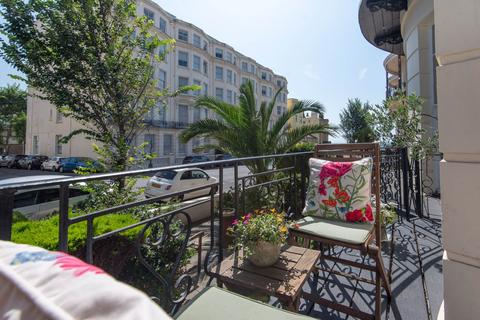 Lansdowne Place, Hove