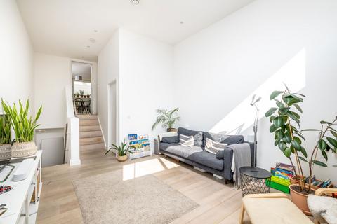 2 bedroom duplex for sale, London Road, St. Albans AL1