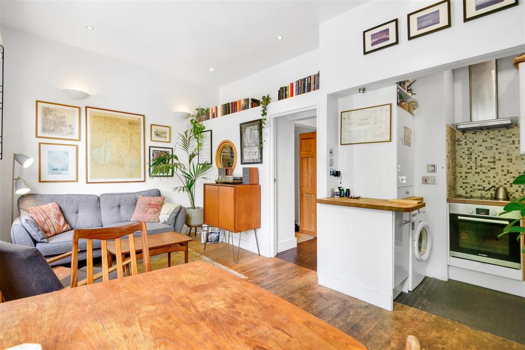 Kitchen/Reception