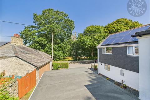 undefined, “Eco-friendly, family-friendly, perfectly placed in St Cleer.”