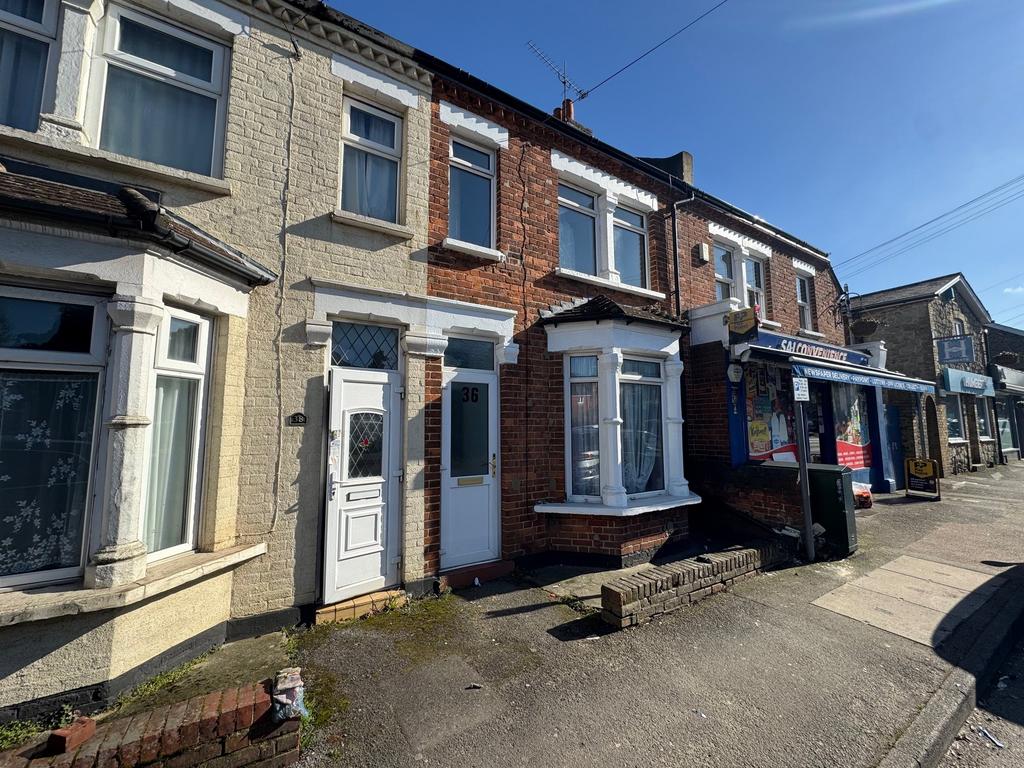 36 London Rd Photo 1