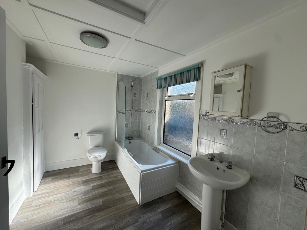 36 London Rd photo 7