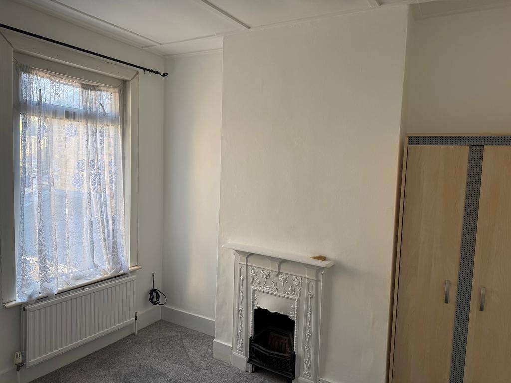 36 London Rd photo 8