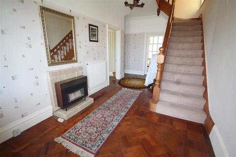 4 bedroom detached house for sale, Llysfaen Road, Old Colwyn, Colwyn Bay