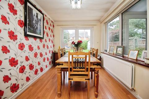 3 bedroom terraced house for sale, Lyndene Close, Earl Shilton, LE9