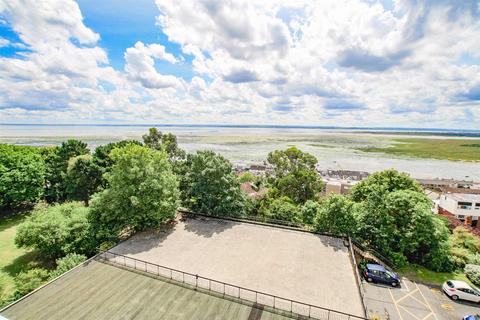 2 bedroom flat for sale, St Clements Court East, Broadway West, Leigh-On-Sea