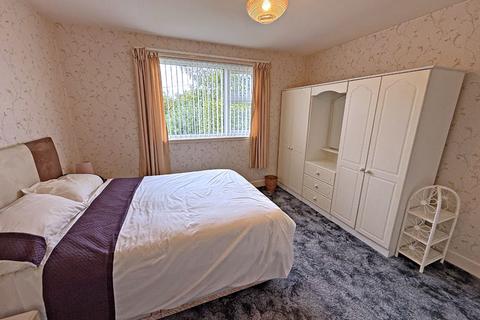 42 St. Georges, Castle Douglas, DG7 1LN