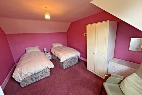 42 St. Georges, Castle Douglas, DG7 1LN