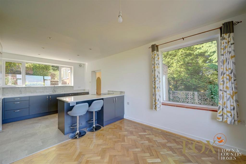 23 Queens Drive (10)