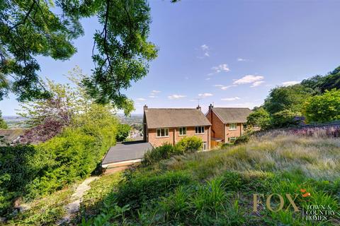4 bedroom detached house for sale, Queens Drive, Malvern WR14