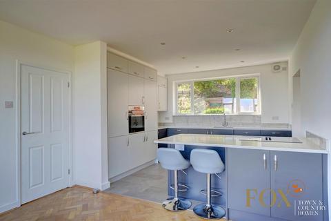 4 bedroom detached house for sale, Queens Drive, Malvern WR14