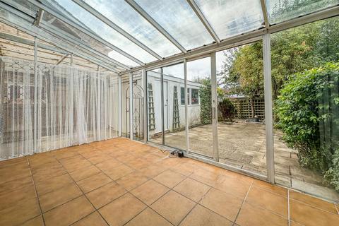 5 Blacklands Road, Benson, Wallingford, OX10 6NW