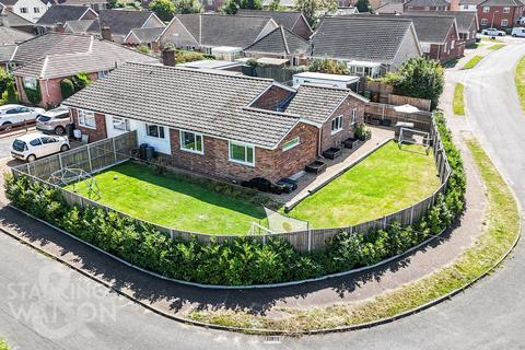 2 Green Park, Harleston, IP20 9DT