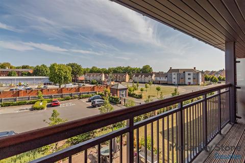 2 bedroom apartment for sale, Lancer House, Butt Road, Colchester