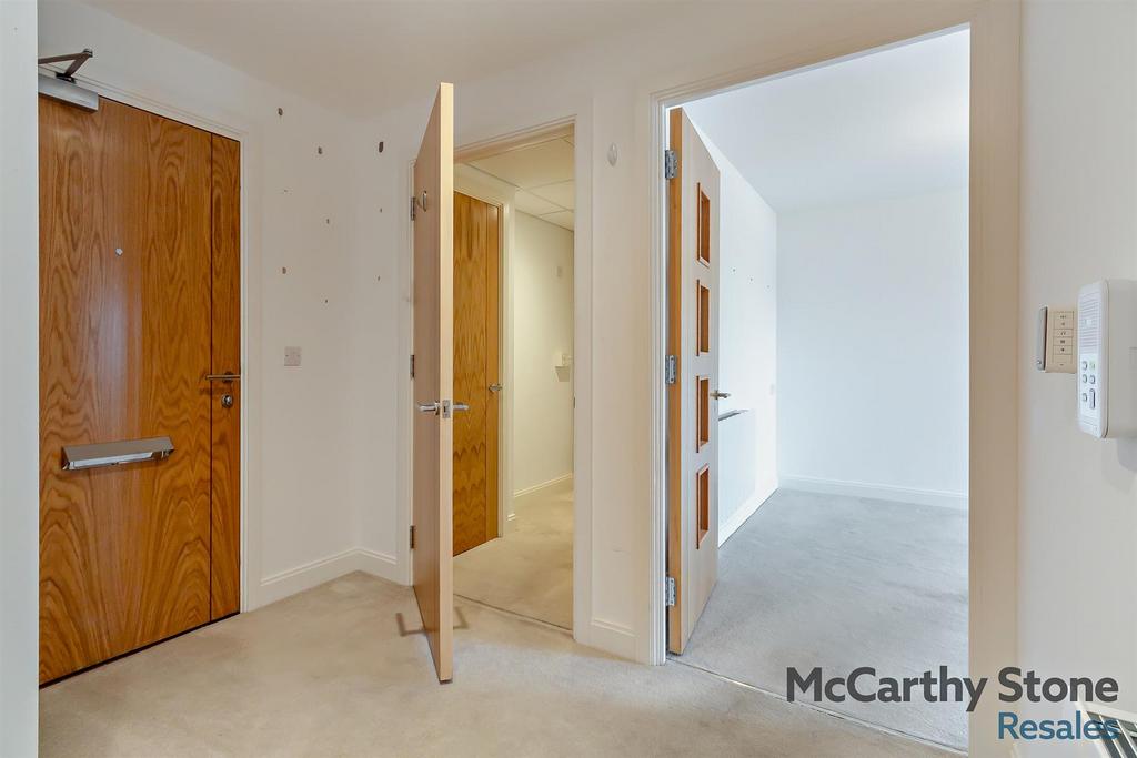 8659102-interior08-800.jpg