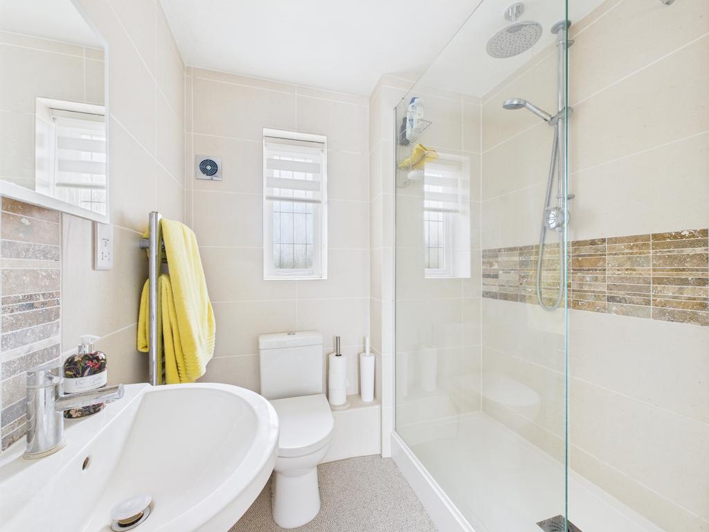 Ensuite1