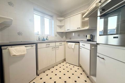 2 bedroom flat for sale, Belfry Drive, Stourbridge DY8