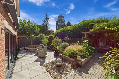 5 bedroom detached house for sale, Oak Hill Lane, Ipswich, Suffolk, IP2
