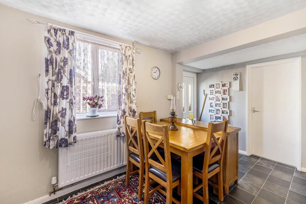 1 Highfield Road (Donington)-19.jpg